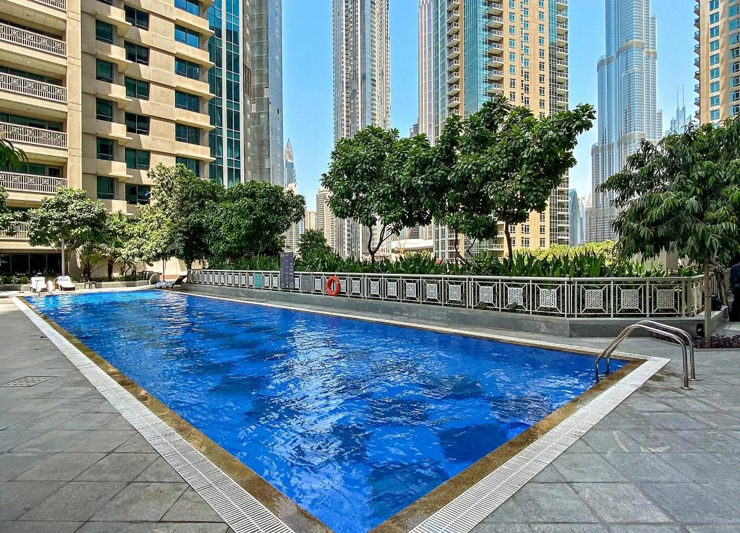 Designer 1Br 29 Boulevard Downtown Dubai Near Burj Khalifa Apartment United Arab Emirates
